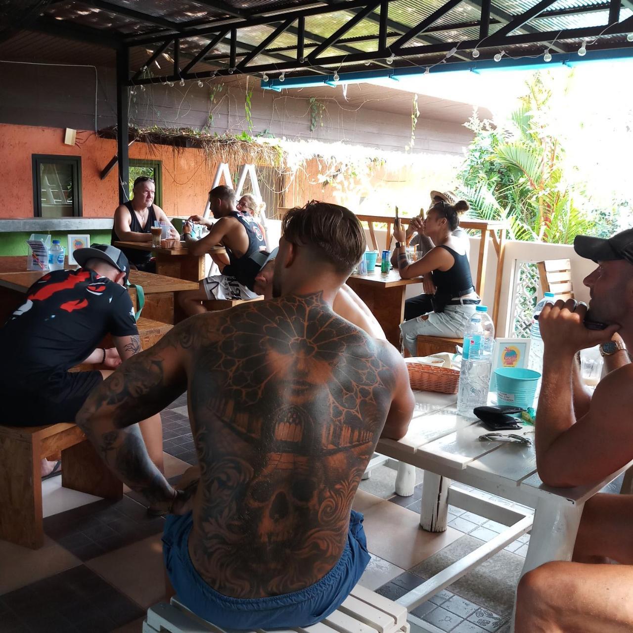Six Pack Cottage Chalong Eksteriør billede